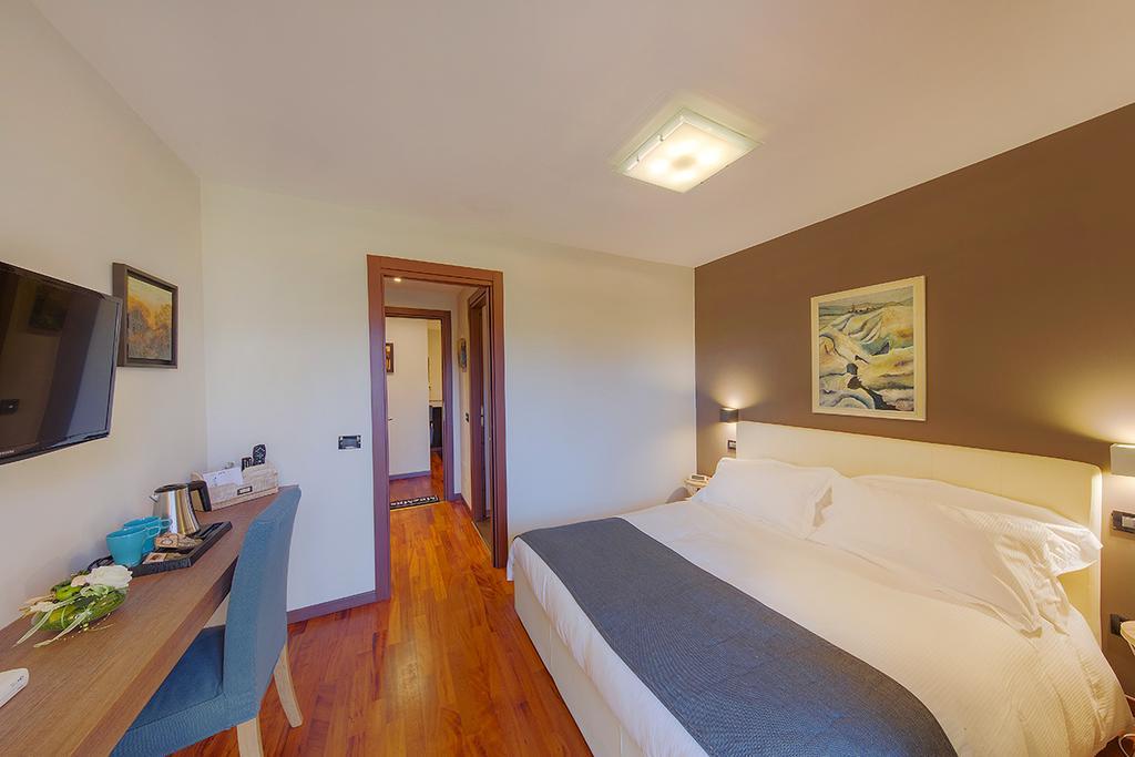 Padriciano Suite Buitenkant foto